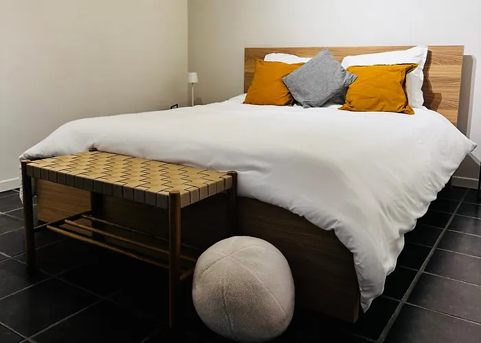 Au Coron Des Anges - Havré - - Pairi Daiza - Shape * Mons